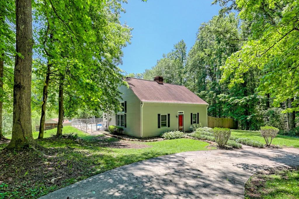 218 Jefferson Place, Toccoa, Georgia image 2
