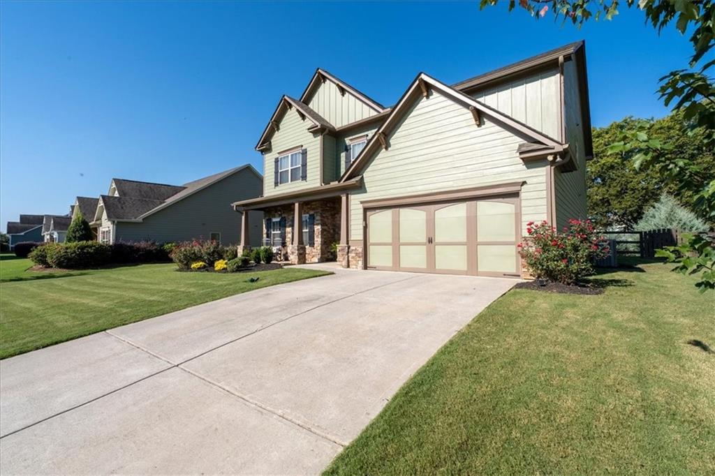 42 Twelve Oaks Drive SE