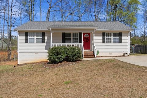 Homes For Sale - 328 Highland Estate<br/> Commerce, GA 30529