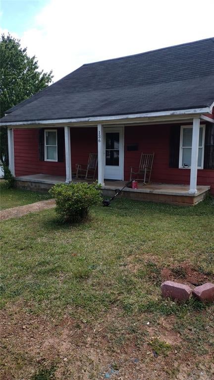 Homes For Sale - 136 Hill Street<br/> Commerce, GA 30529
