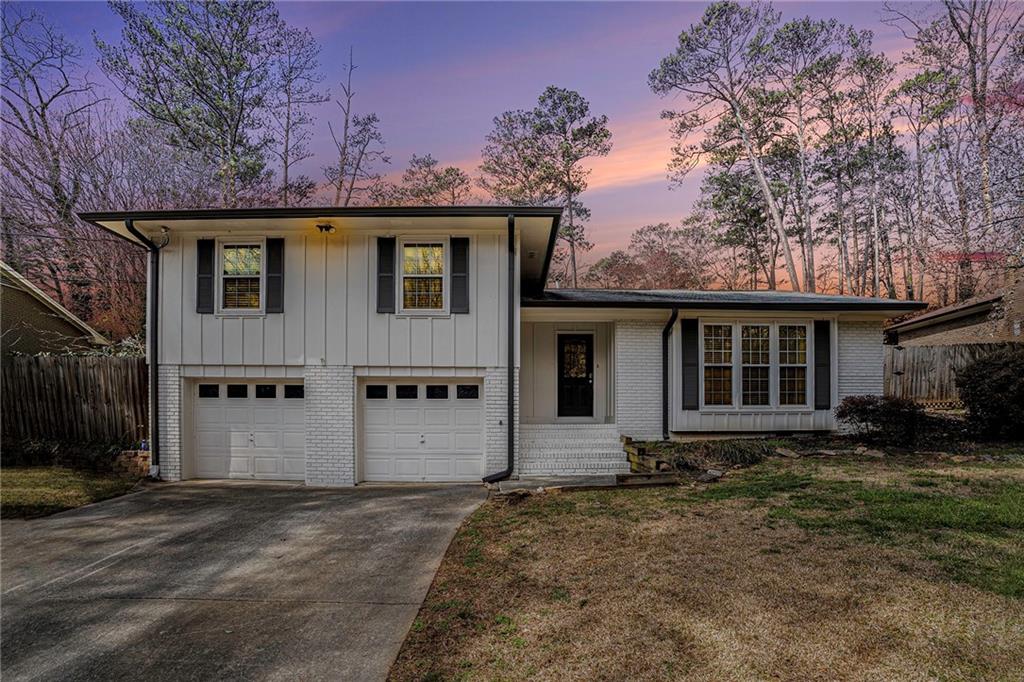 5498 Stoneybrook Court, Mableton, Georgia image 2