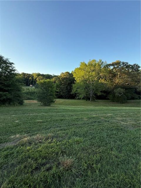 Vacant Land For Sale - 233 Hensley Lane<br/> Hoschton, GA 30548