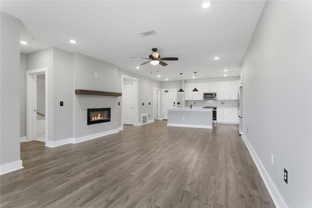 3321 Orwell Way 3204