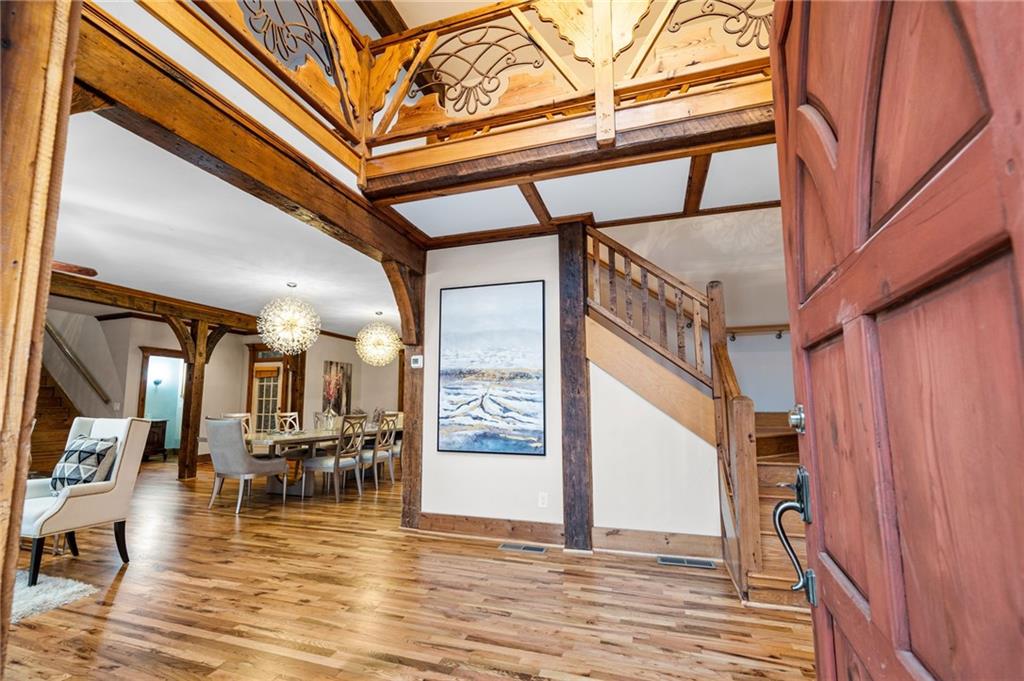 355 Clark Creek Pass