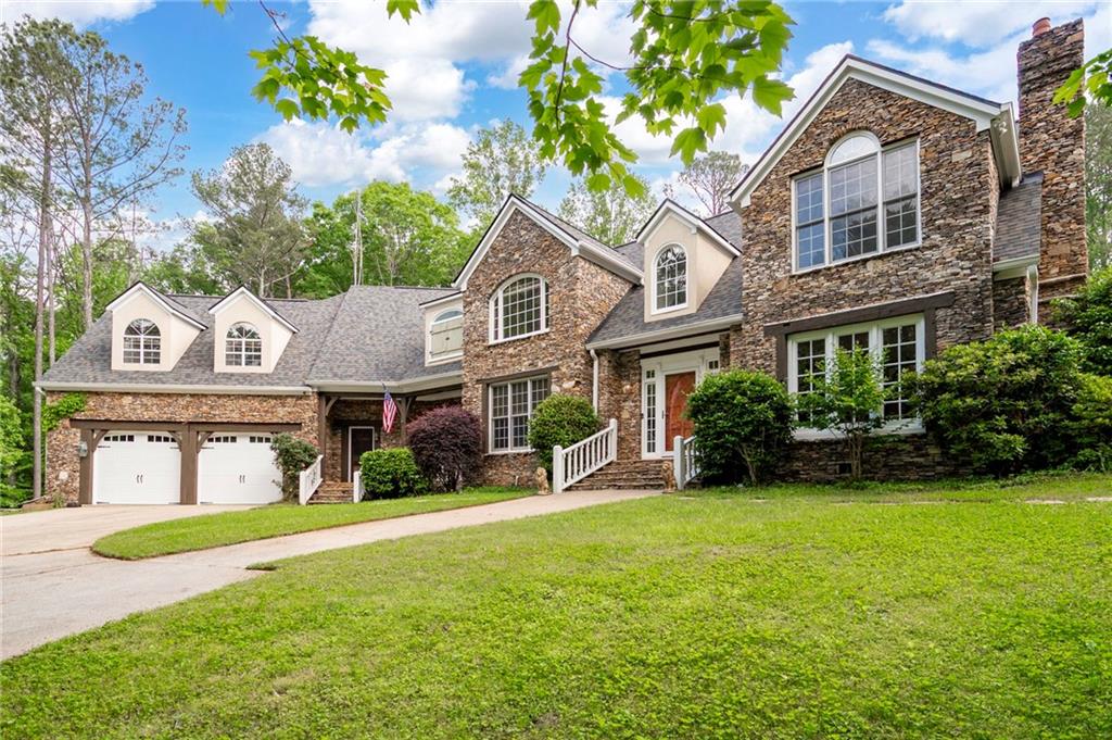 355 Clark Creek Pass