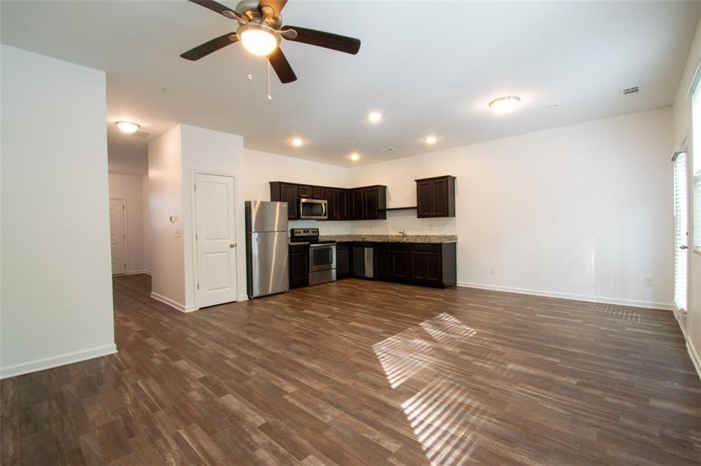 1837 Millstream Hollow
