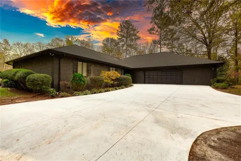 110 Cove Lane, Social Circle, GA 30025 - MLS#: 7490272