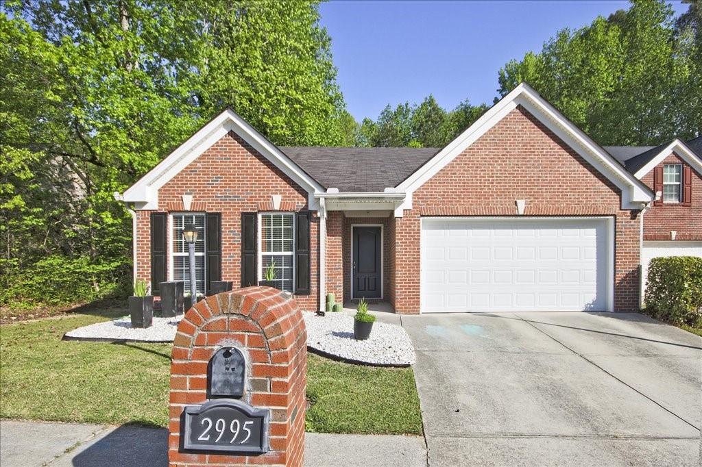 2995 Ashly Woods Court, Snellville, Georgia image 1