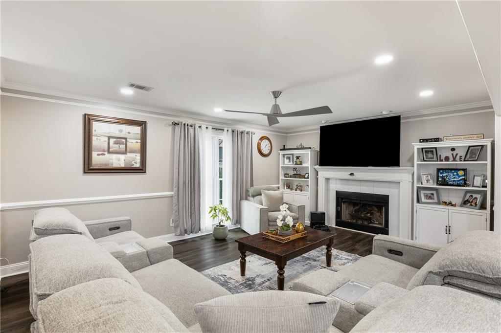 1445 Wheatfield Drive