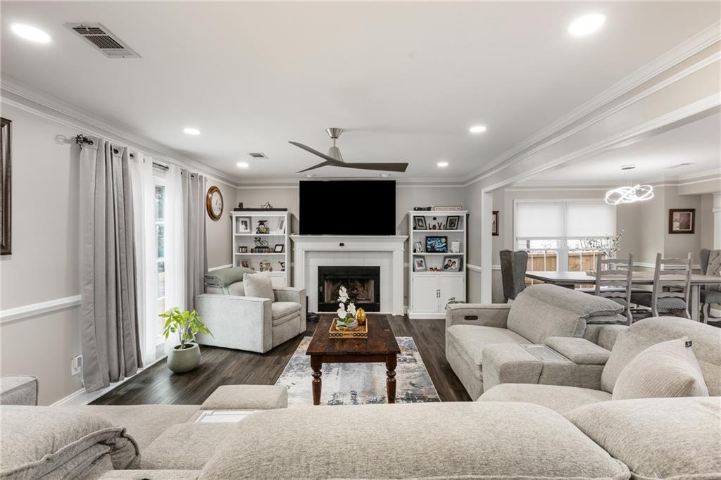 1445 Wheatfield Drive