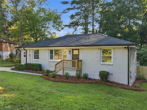 Homes For Sale - 2162 Holly Hill Drive Dr<br/> Decatur, GA 30032