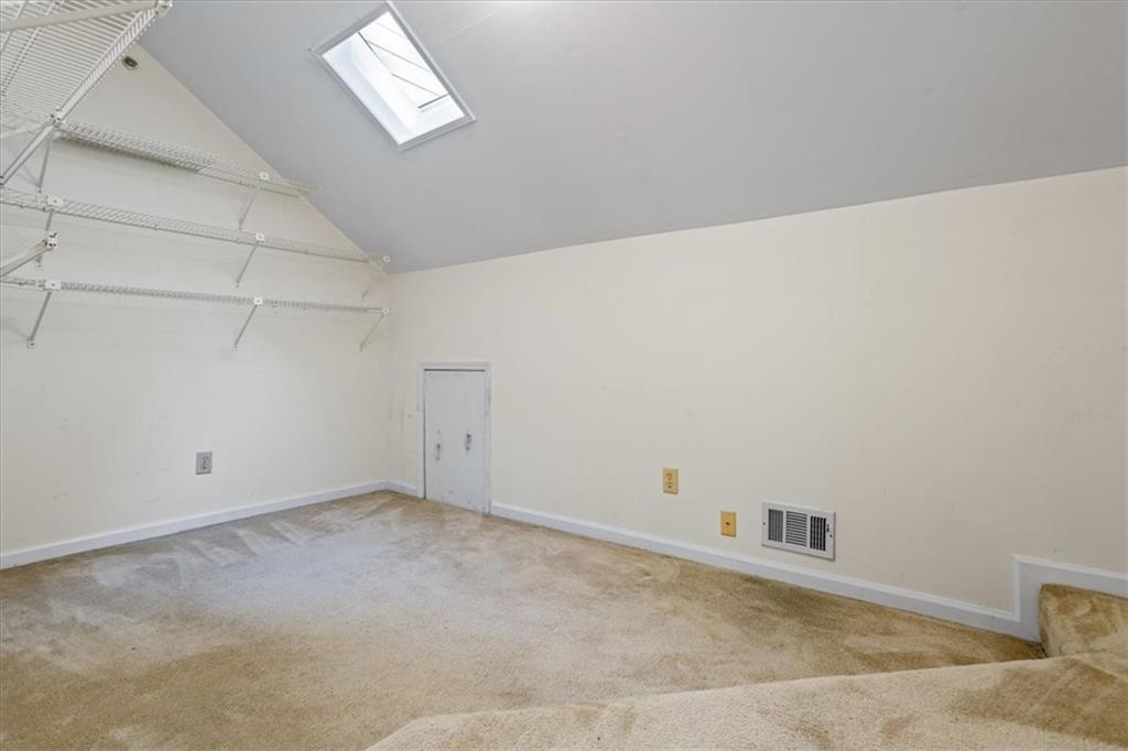 Camden Pond - Residential