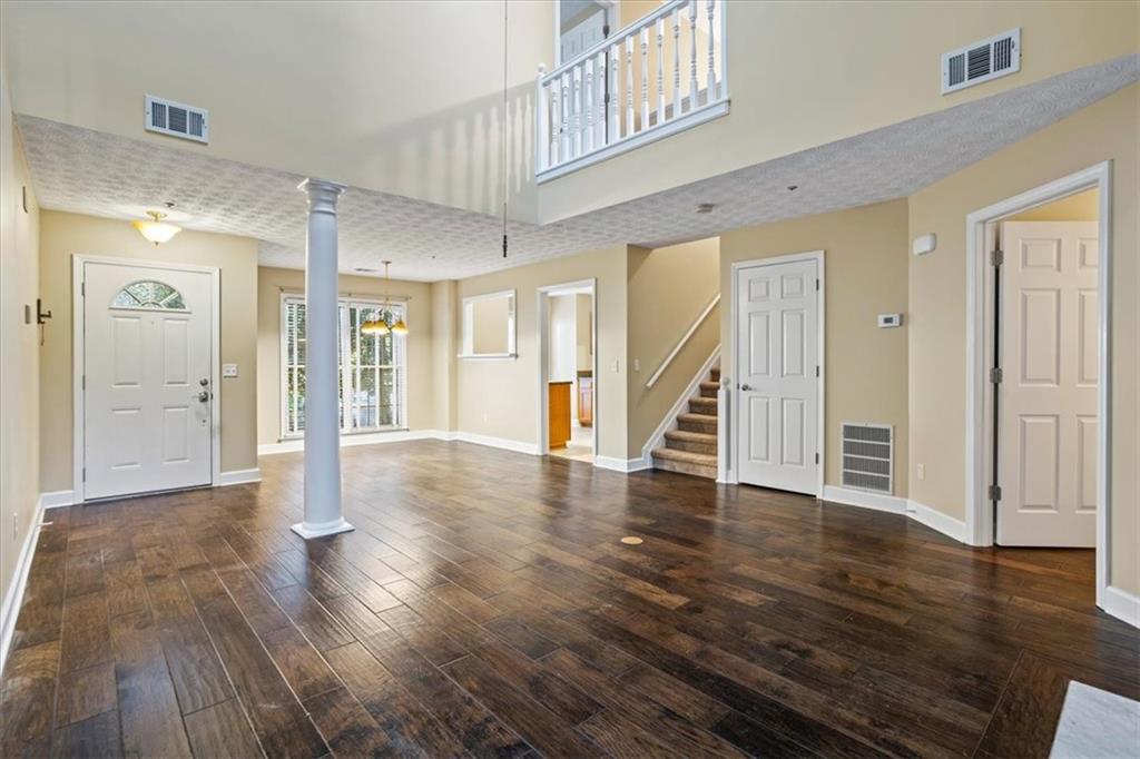 Camden Pond - Residential