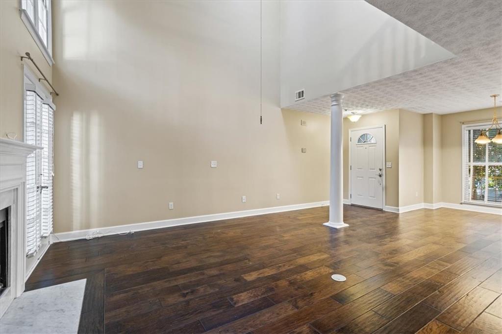 Camden Pond - Residential