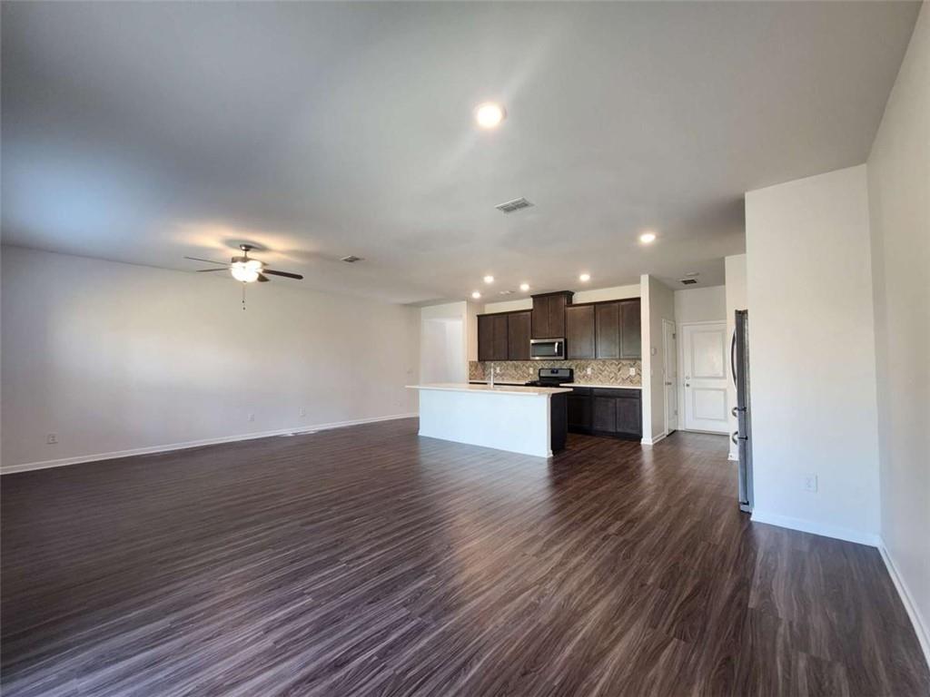 4643 Piston Junction