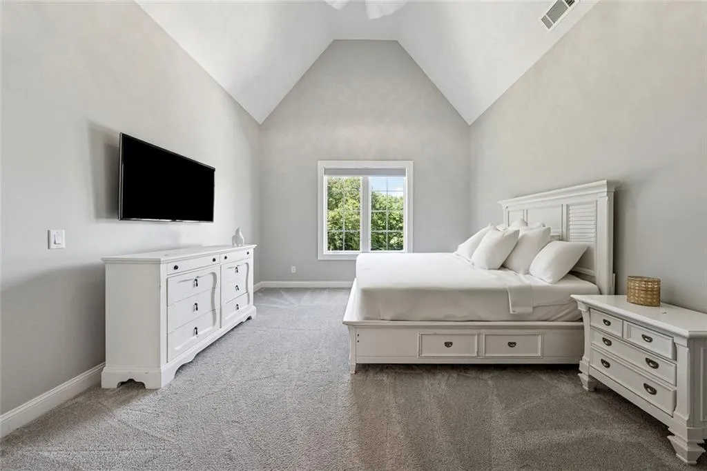 Canton, Georgia 30115, United States, 8 Bedrooms Bedrooms, ,9 BathroomsBathrooms,Residential,Active,170210