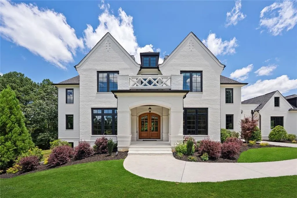 Canton, Georgia 30115, United States, 8 Bedrooms Bedrooms, ,9 BathroomsBathrooms,Residential,Active,170210