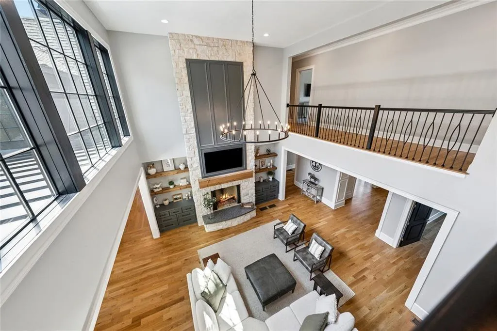 Canton, Georgia 30115, United States, 8 Bedrooms Bedrooms, ,9 BathroomsBathrooms,Residential,Active,170210