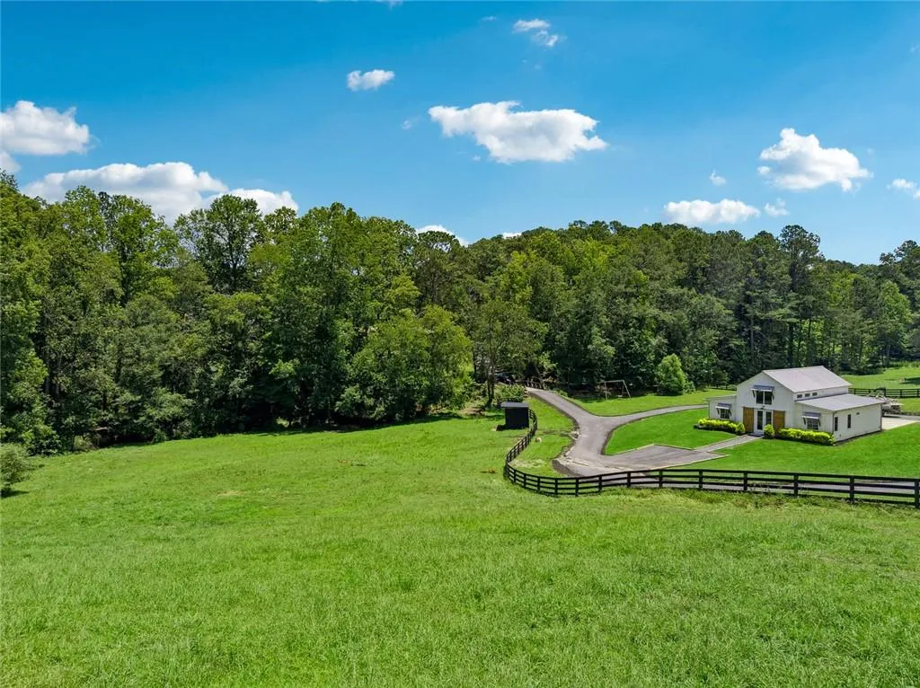 Canton, Georgia 30115, United States, 8 Bedrooms Bedrooms, ,9 BathroomsBathrooms,Residential,Active,170210