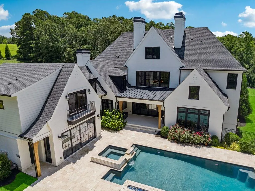 Canton, Georgia 30115, United States, 8 Bedrooms Bedrooms, ,9 BathroomsBathrooms,Residential,Active,170210