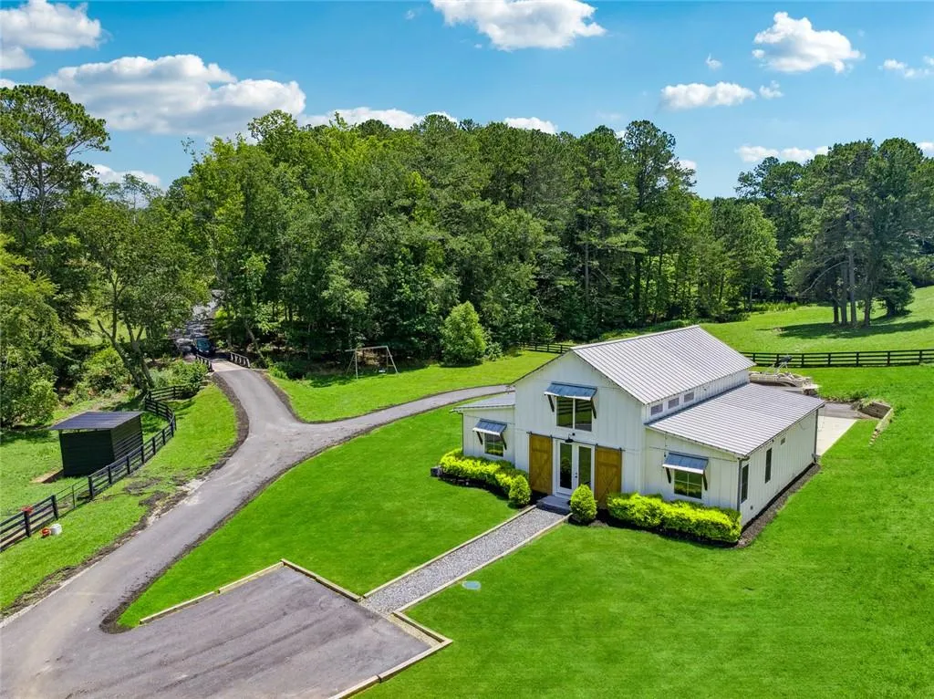 Canton, Georgia 30115, United States, 8 Bedrooms Bedrooms, ,9 BathroomsBathrooms,Residential,Active,170210