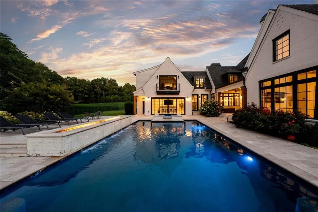 Canton, Georgia 30115, United States, 8 Bedrooms Bedrooms, ,9 BathroomsBathrooms,Residential,Active,170210