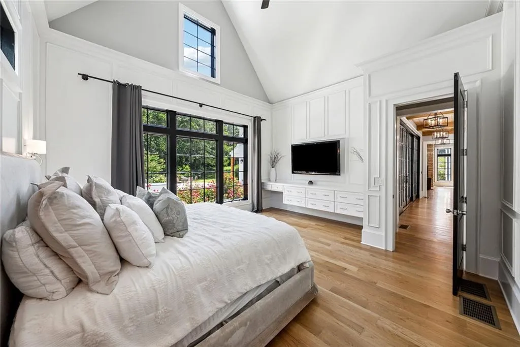 Canton, Georgia 30115, United States, 8 Bedrooms Bedrooms, ,9 BathroomsBathrooms,Residential,Active,170210