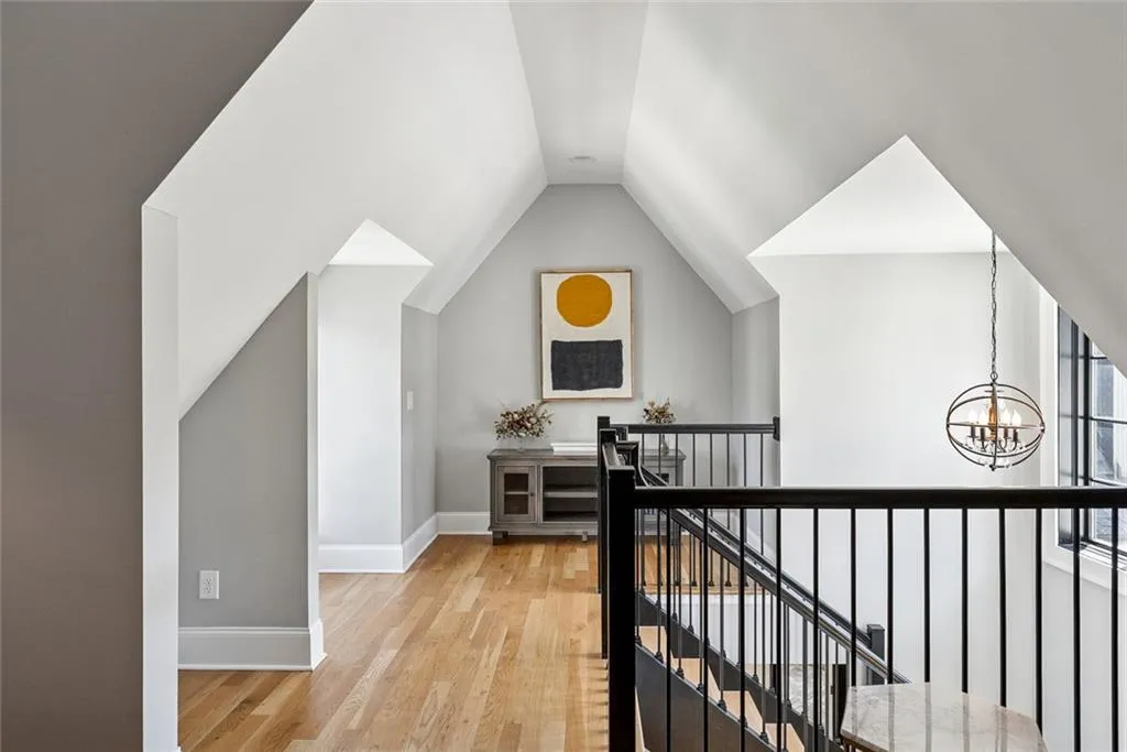 Canton, Georgia 30115, United States, 8 Bedrooms Bedrooms, ,9 BathroomsBathrooms,Residential,Active,170210