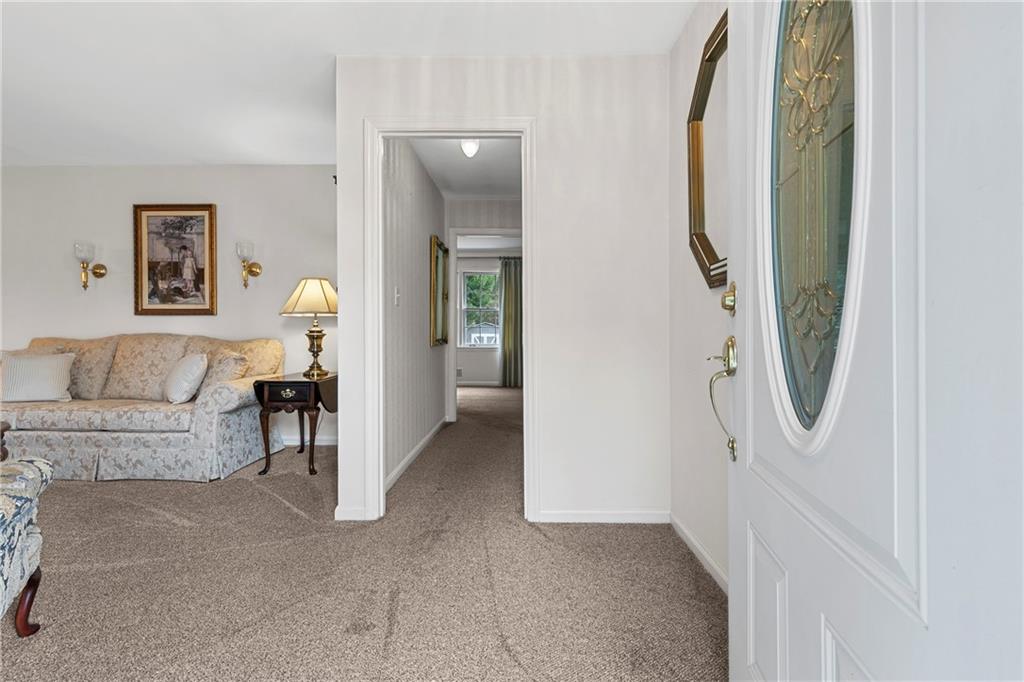 332 Plantation Circle