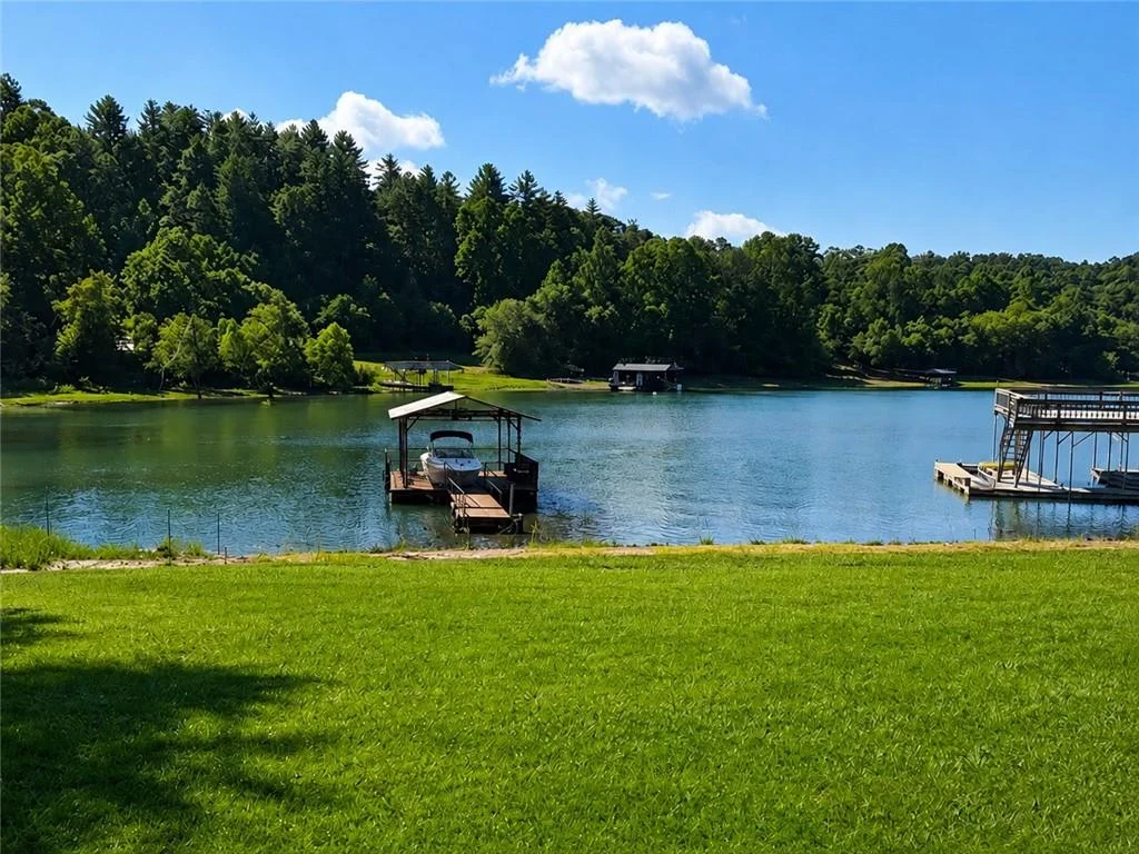 11 Collins Hollow Cove N