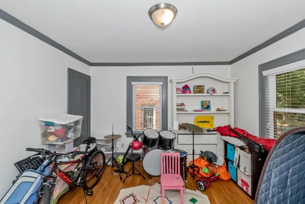 Atlanta, Georgia 30311, United States, 5 Bedrooms Bedrooms, ,4 BathroomsBathrooms,Residential,Active,40250