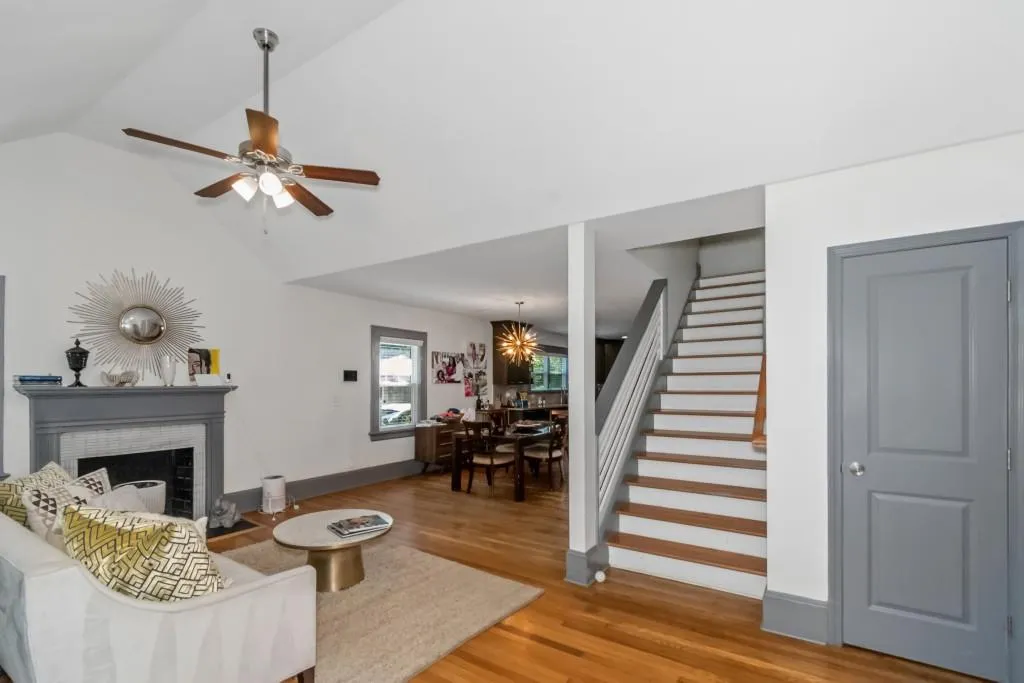 Atlanta, Georgia 30311, United States, 5 Bedrooms Bedrooms, ,4 BathroomsBathrooms,Residential,Active,40250