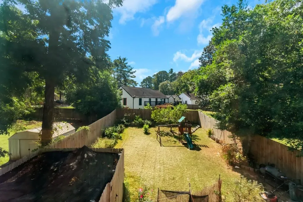 Atlanta, Georgia 30311, United States, 5 Bedrooms Bedrooms, ,4 BathroomsBathrooms,Residential,Active,40250