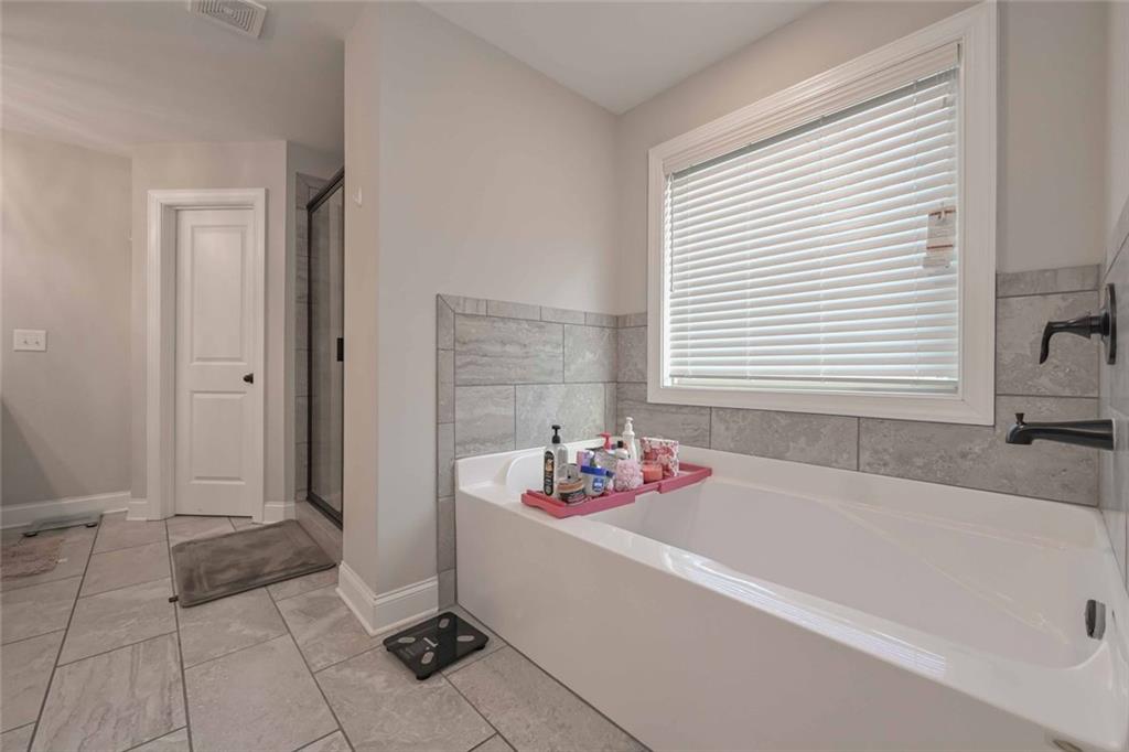 7751 Capps Ridge Lane, Douglasville, Georgia image 28