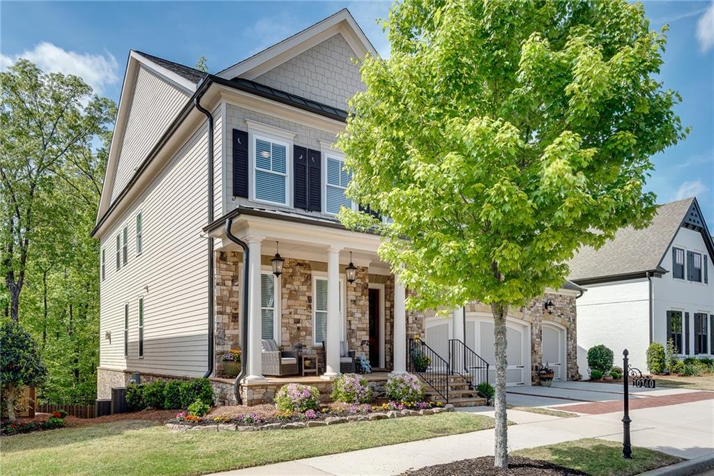 10140 Grandview Square