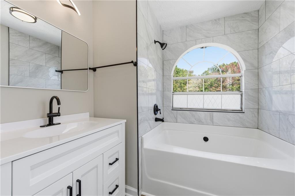 Briar Glen - Residential