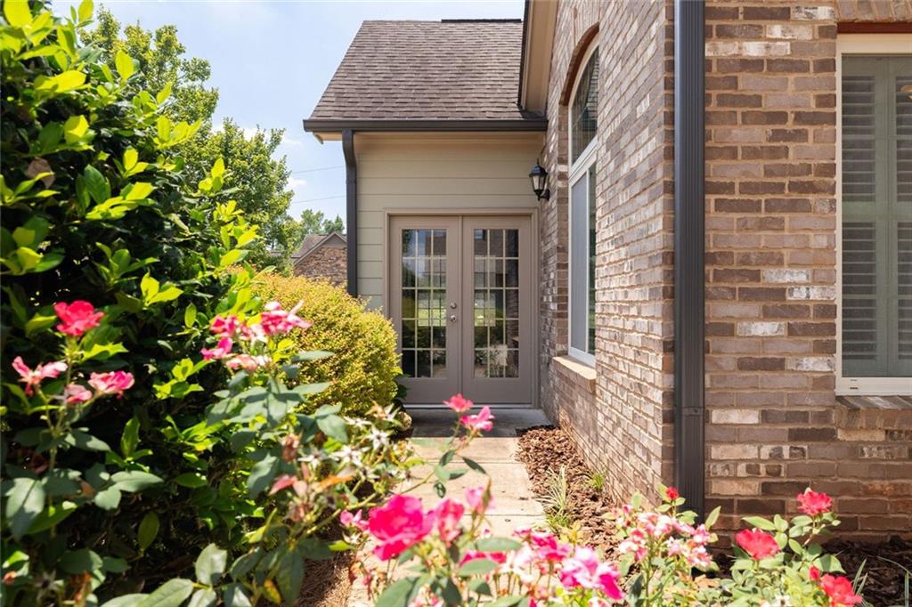6129 Brookhaven Circle