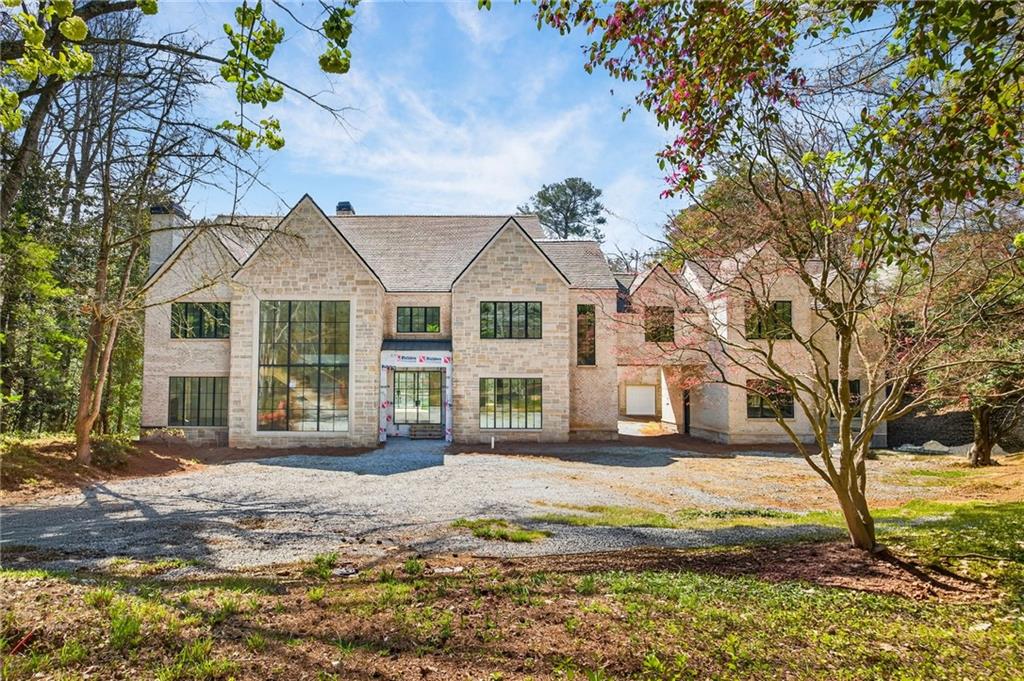 312 Blackland Road NW