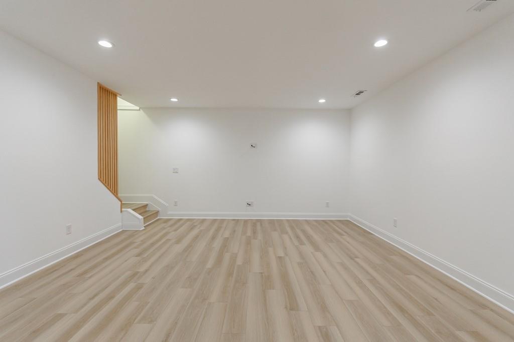 Kimball Bridge Walk - Residential Lease