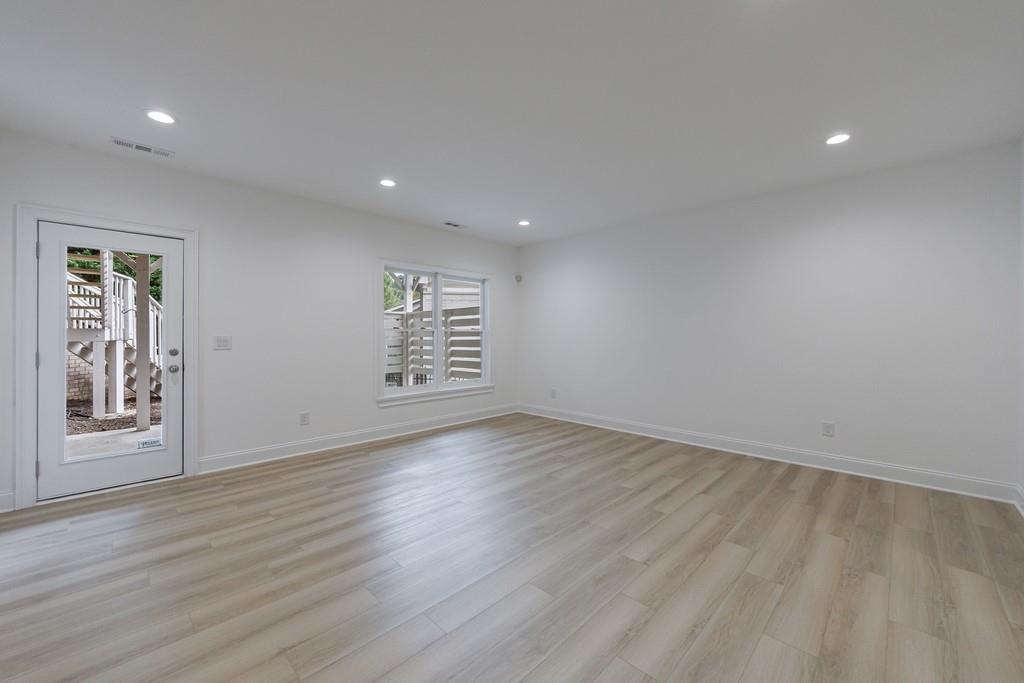 Kimball Bridge Walk - Residential Lease