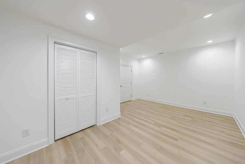 Kimball Bridge Walk - Residential Lease