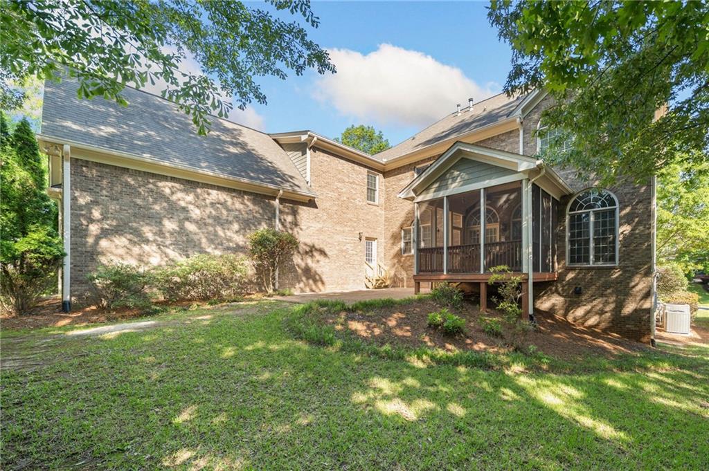 Hudson Pond - Residential