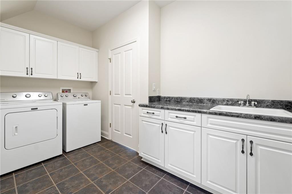 Hudson Pond - Residential