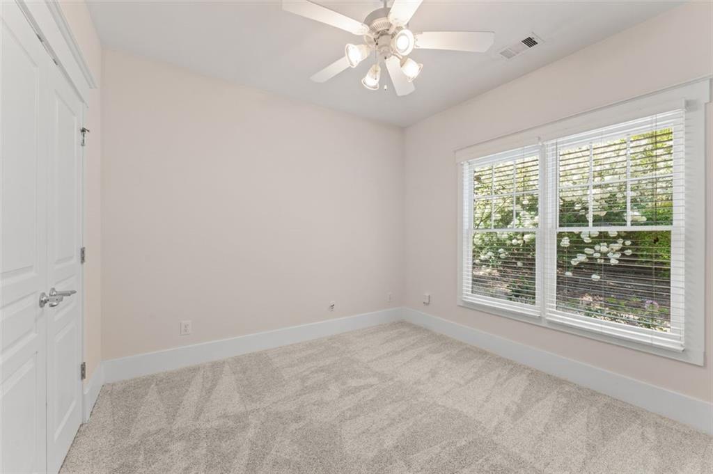 550 Vinings Springs Drive, Mableton, Georgia image 34