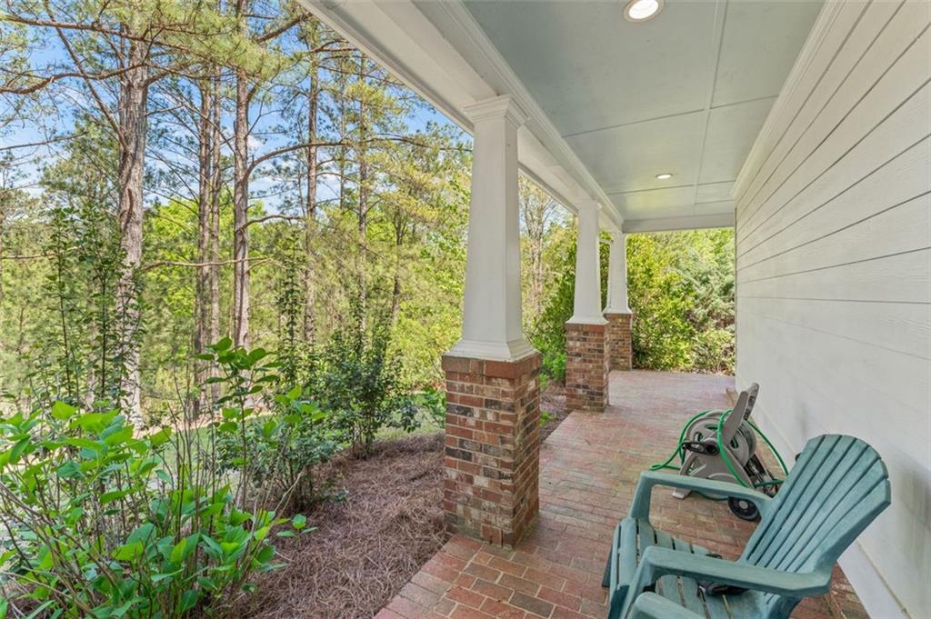 550 Vinings Springs Drive, Mableton, Georgia image 40