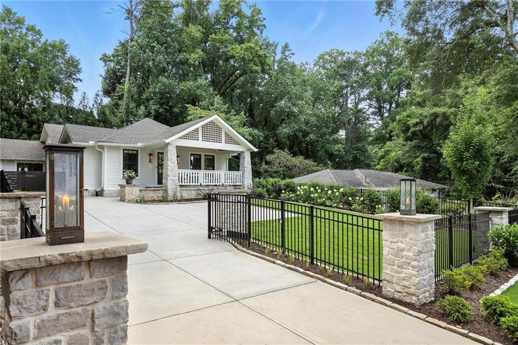 37 W Belle Isle Road