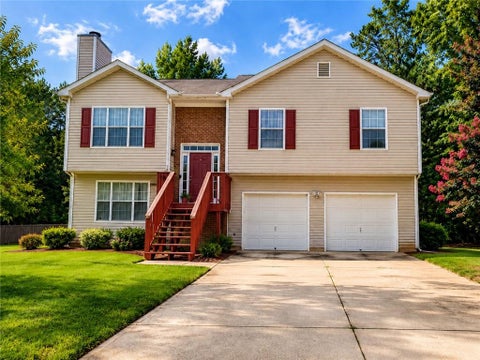 Homes For Sale - 1235 Austin Road<br/> Ellenwood, GA 30294