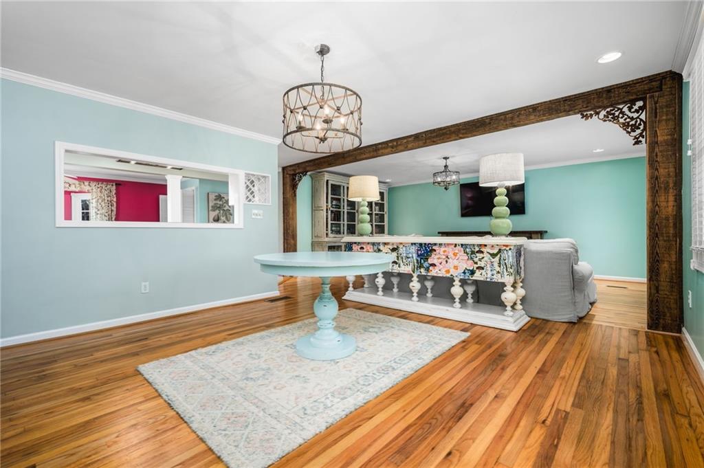 3020 Parkridge Drive NE