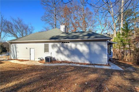 A home in Powder Springs