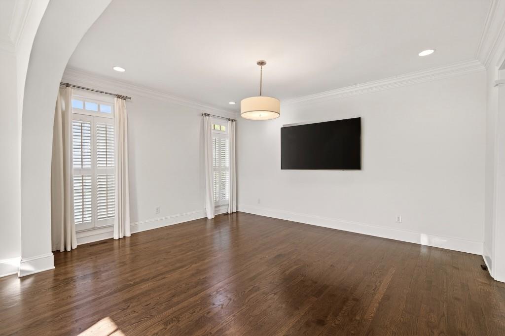 16 Conifer Circle NE